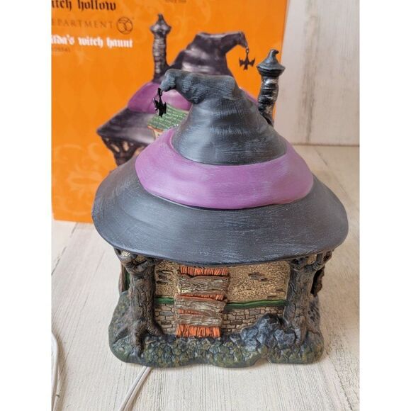 Dept 56 4025341 Hilda's Witch Haunt Halloween witch Hollow Village accessory cat - Picture 7 of 10